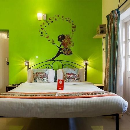 Sodders Renton Manor Hotel Arpora Kültér fotó