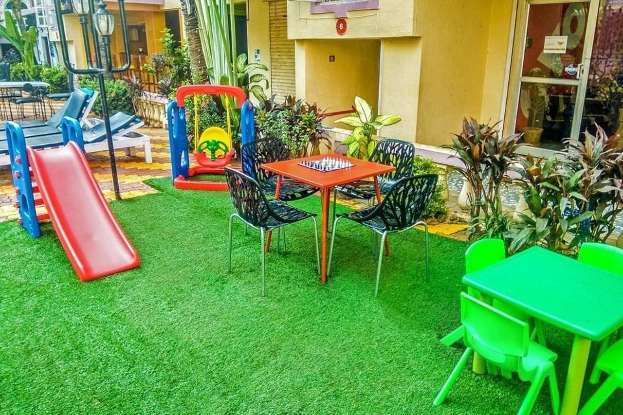 Sodders Renton Manor Hotel Arpora Kültér fotó
